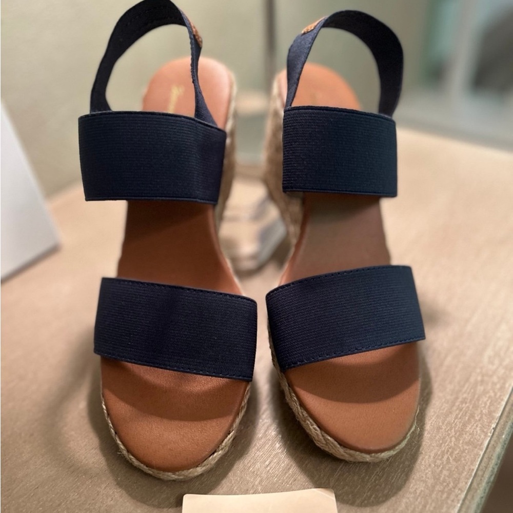 Tommy Bahama Women's Navy Espadrille Sandals - Picture 2 of 12